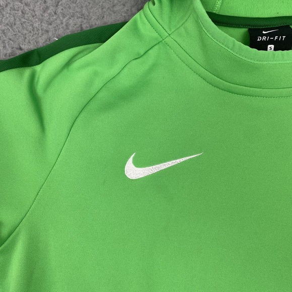 Nike Women's Dri-Fit Academy 18 Green Pullover Hoodie Size Small - AJ0110-361 - Picture 3 of 13